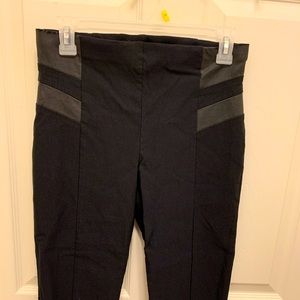 Black Capri Dress Pants!